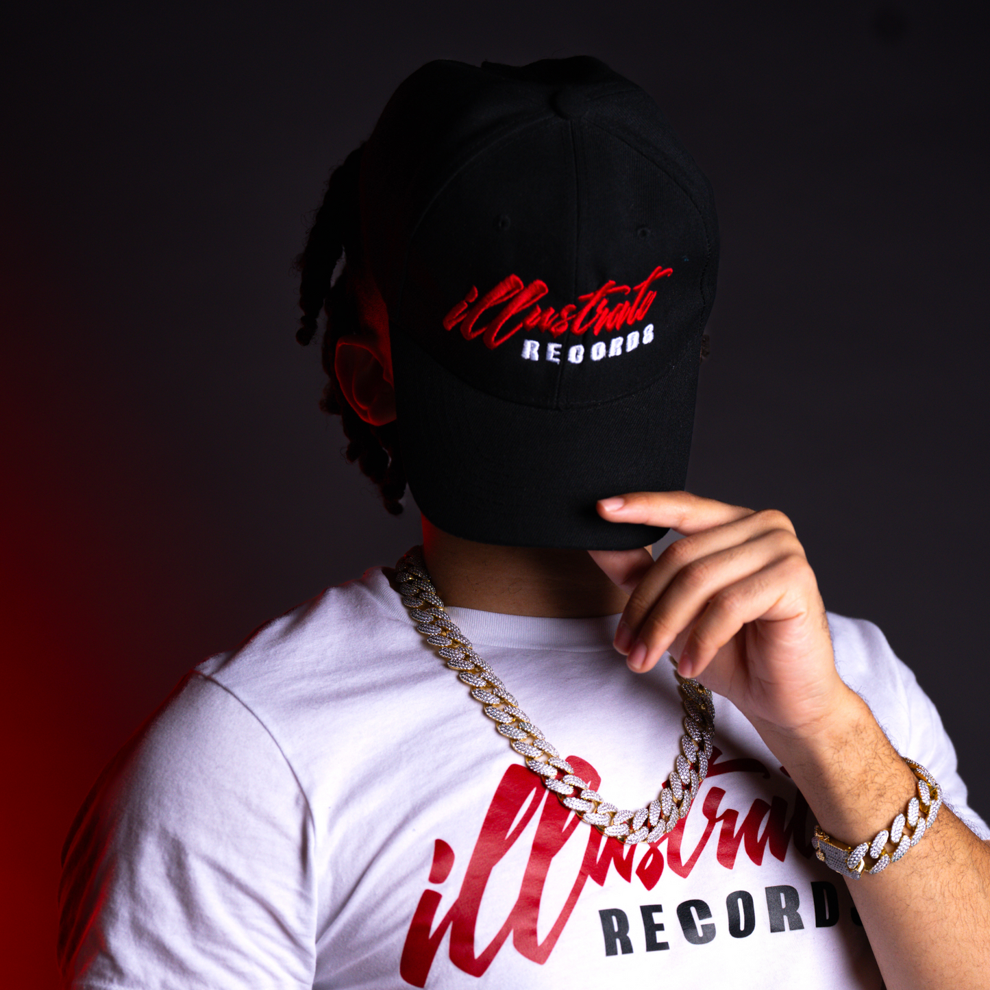 illustrate records hat